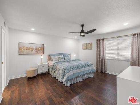 7825 Seaglen Drive, Huntington Beach, CA