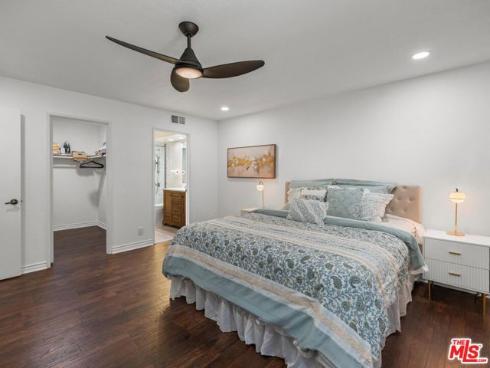 7825 Seaglen Drive, Huntington Beach, CA