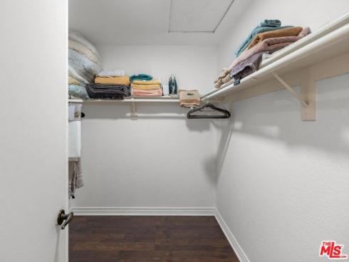 7825 Seaglen Drive, Huntington Beach, CA