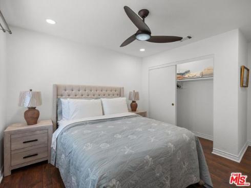 7825 Seaglen Drive, Huntington Beach, CA