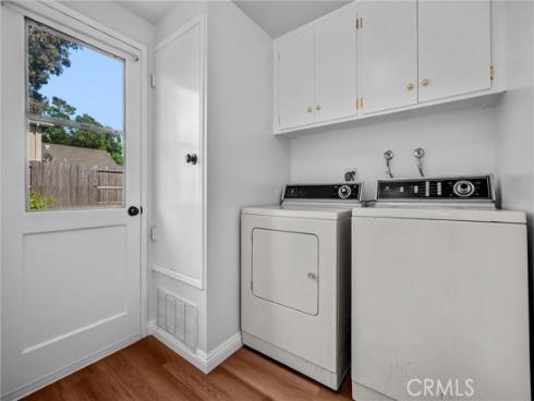 17362 Breda Lane, Huntington Beach, CA