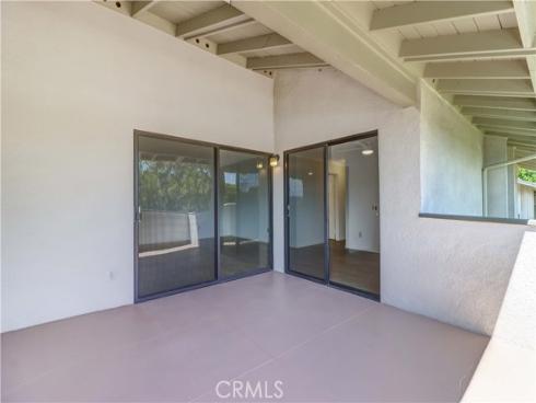 8633 Portola 17-E Court, Huntington Beach, CA