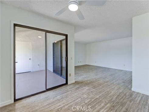 8633 Portola 17-E Court, Huntington Beach, CA