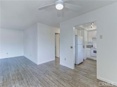 8633 Portola 17-E Court, Huntington Beach, CA
