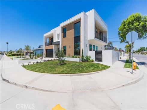 8251 Friesland Drive, Huntington Beach, CA