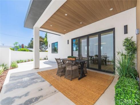 8251 Friesland Drive, Huntington Beach, CA