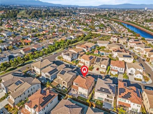 17311 Cobblestone Lane , Huntington Beach, CA