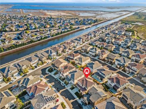 17311  Cobblestone Lane  , Huntington Beach, CA