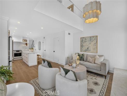 427 21st Street, Huntington Beach, CA