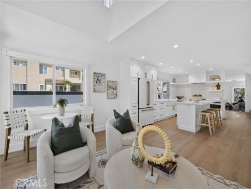 427 21st Street, Huntington Beach, CA