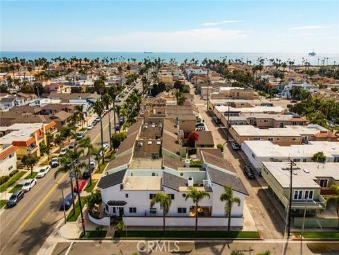 427 21st Street, Huntington Beach, CA