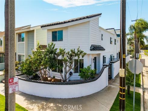 427 21st Street, Huntington Beach, CA