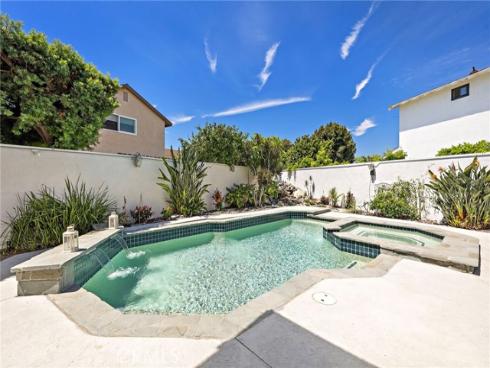 19581 Sanderson , Huntington Beach, CA