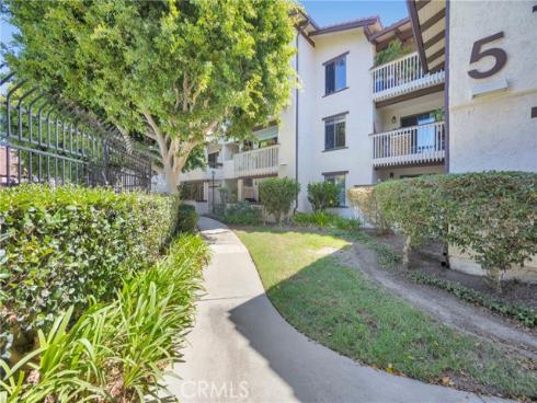 21372 Brookhurst 526 , Huntington Beach, CA