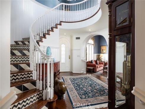 19609 Mayfield Circle, Huntington Beach, CA