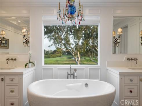 19609 Mayfield Circle, Huntington Beach, CA