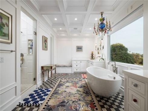 19609 Mayfield Circle, Huntington Beach, CA