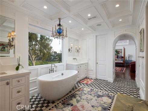 19609 Mayfield Circle, Huntington Beach, CA