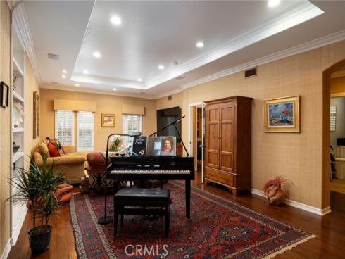 19609 Mayfield Circle, Huntington Beach, CA