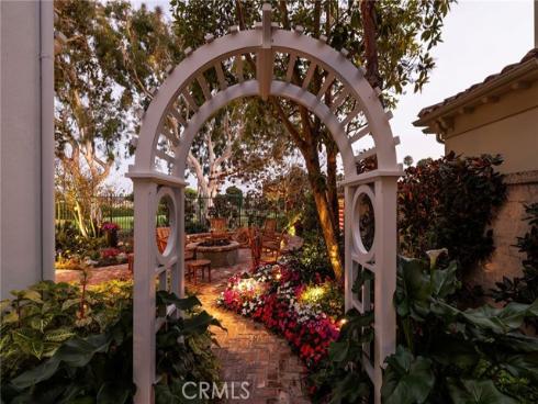 19609 Mayfield Circle, Huntington Beach, CA