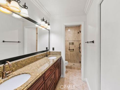 8565 Van Ness 701A Circle, Huntington Beach, CA