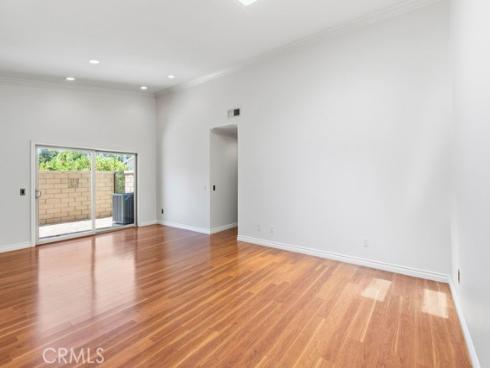 8565 Van Ness 701A Circle, Huntington Beach, CA