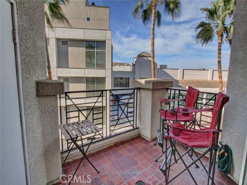 200 Pacific Coast 329 Highway, Huntington Beach, CA