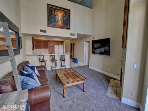 200 Pacific Coast 329 Highway, Huntington Beach, CA