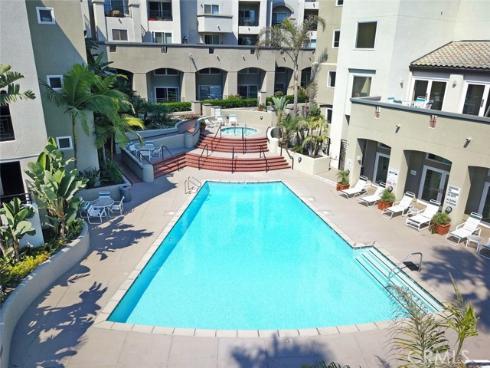 200 Pacific Coast 329 Highway, Huntington Beach, CA