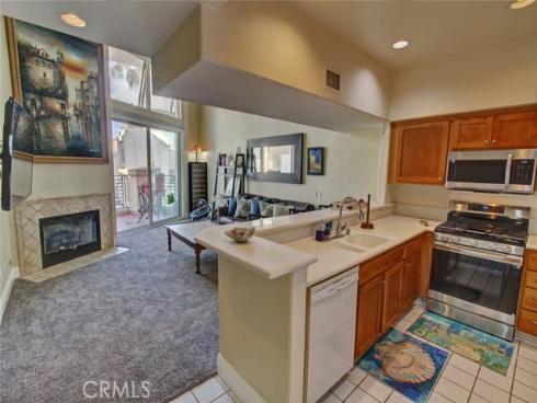 200 Pacific Coast 329 Highway, Huntington Beach, CA