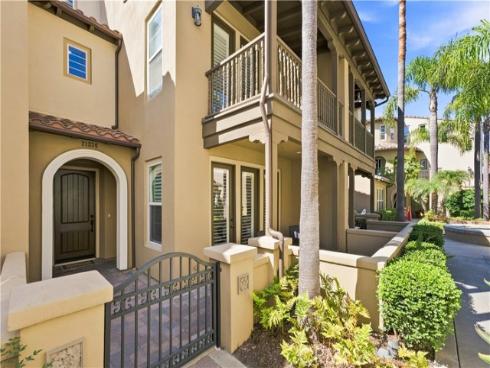 21336 Veleta Circle, Huntington Beach, CA