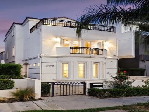 206 2nd , Huntington Beach, CA