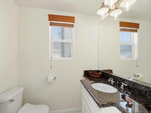 206 2nd , Huntington Beach, CA
