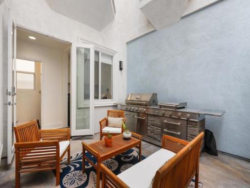 206 2nd , Huntington Beach, CA