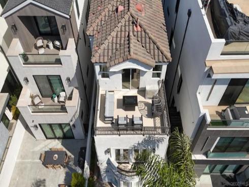 206 2nd , Huntington Beach, CA