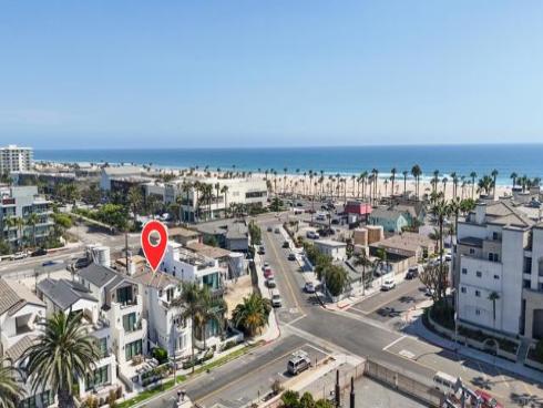 206 2nd , Huntington Beach, CA