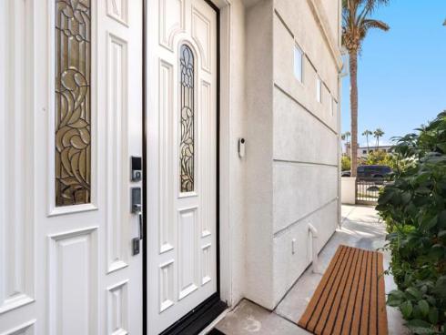 206 2nd , Huntington Beach, CA