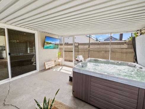 8181 Holland Drive, Huntington Beach, CA