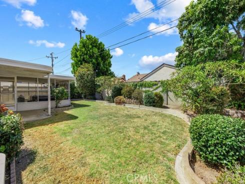 8181 Holland Drive, Huntington Beach, CA