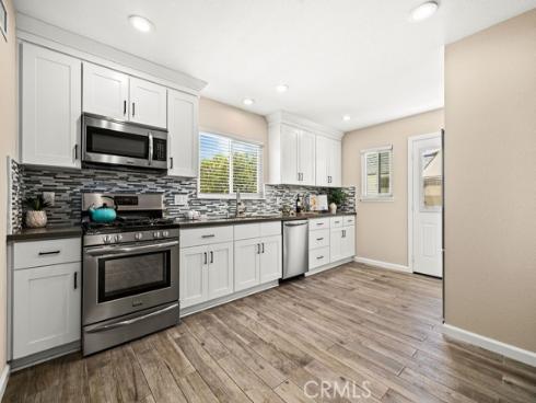 8181 Holland Drive, Huntington Beach, CA