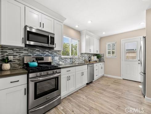 8181 Holland Drive, Huntington Beach, CA