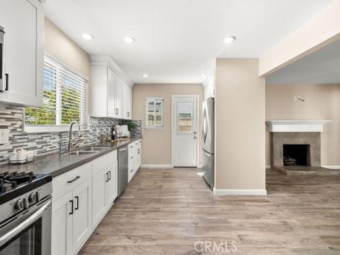 8181 Holland Drive, Huntington Beach, CA