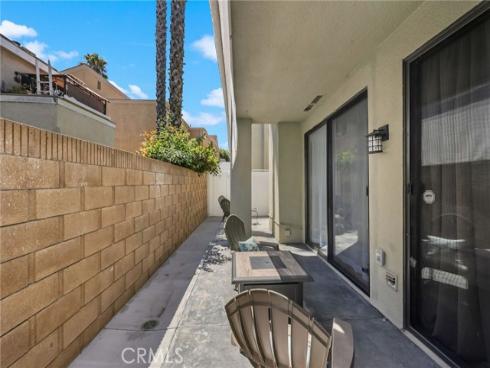 17702 Sergio 102 Circle, Huntington Beach, CA
