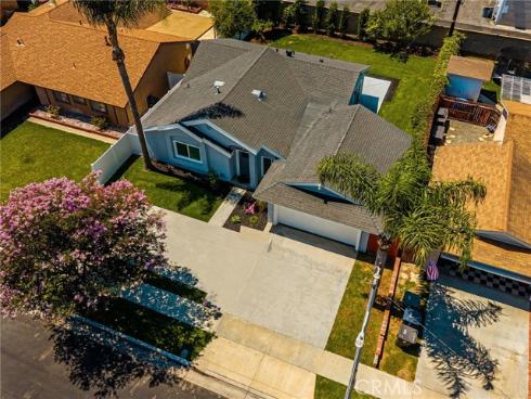 20031 Shorewood Circle, Huntington Beach, CA