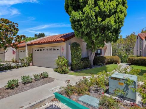 19544  Vasile Cir  , Huntington Beach, CA