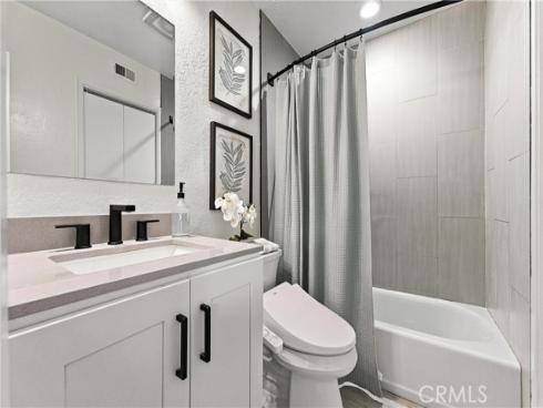 8437 El Arroyo , Huntington Beach, CA