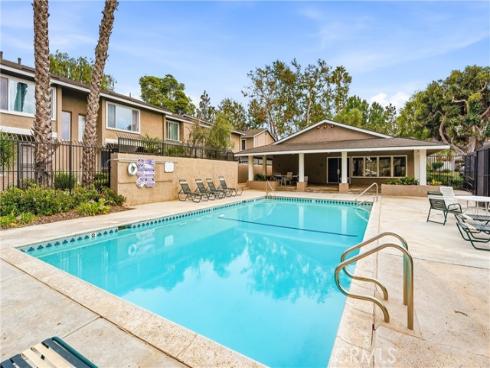 8437 El Arroyo , Huntington Beach, CA