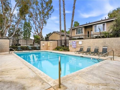 8437  El Arroyo  , Huntington Beach, CA