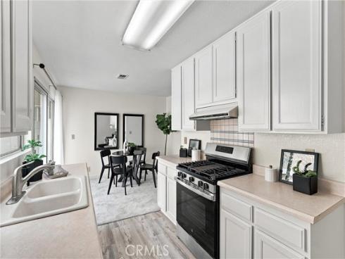 8437 El Arroyo , Huntington Beach, CA