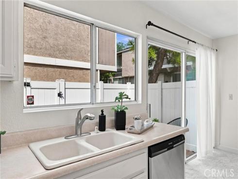 8437 El Arroyo , Huntington Beach, CA
